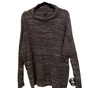Torrid, sweater. Size 3
